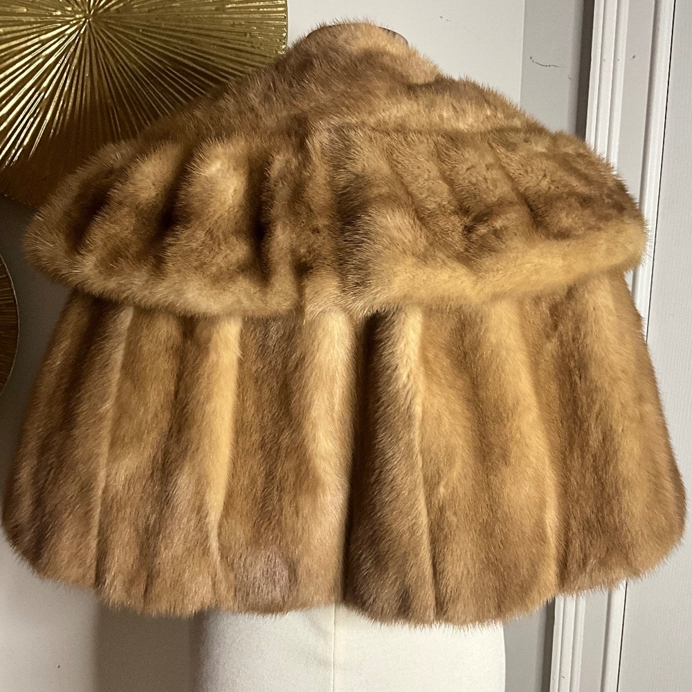 ** Beautiful Vintage Mink Wrap ** - Picture 5 of 9